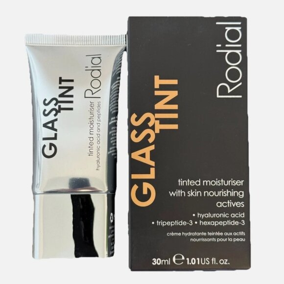 Rodial Other - Rodial Glass Tint - Tinted Moisturizer SPF 20 1.35 fl oz / 40 ml Capri 01